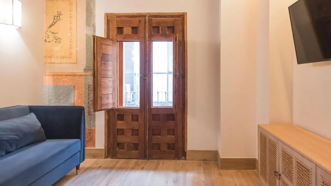 Apartamentos Boutique Pinocho Toledo Apartment