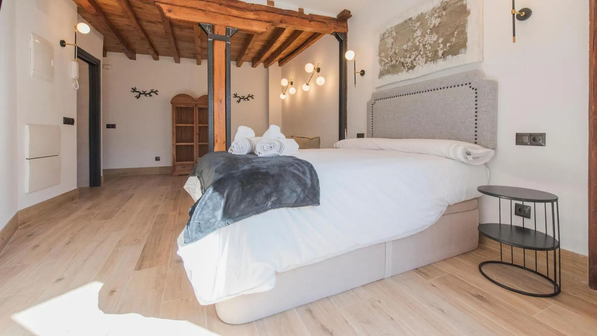 Apartamentos Boutique Pinocho Toledo