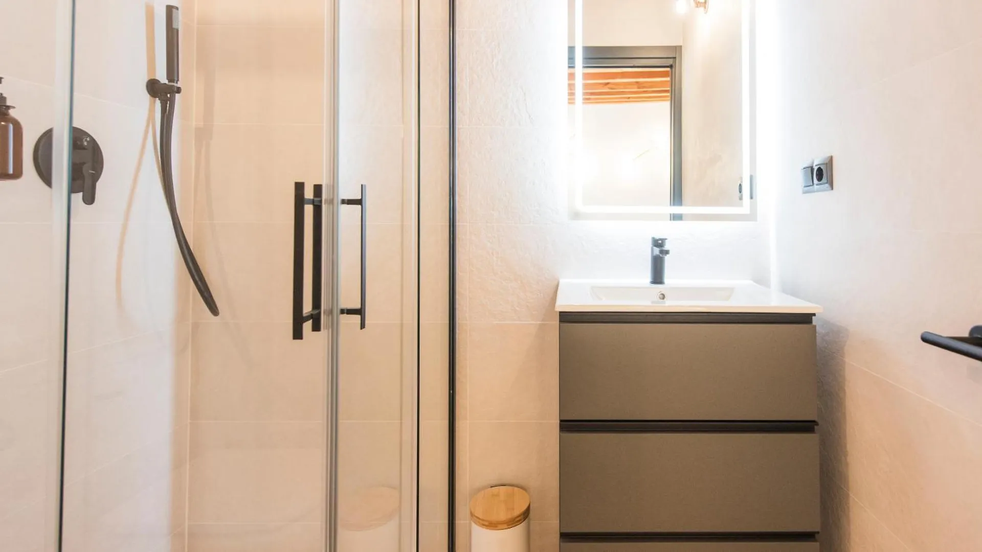 Apartamentos Boutique Pinocho Toledo 0*,  Spain
